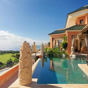 5* Hotel Royal Garden Villas, Luxury